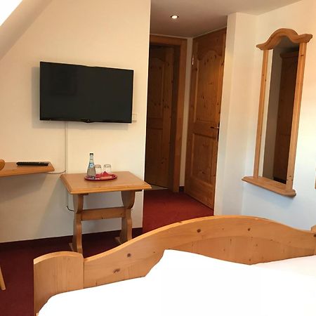Hotel Hohe Schule Bad Überkingen Quarto foto